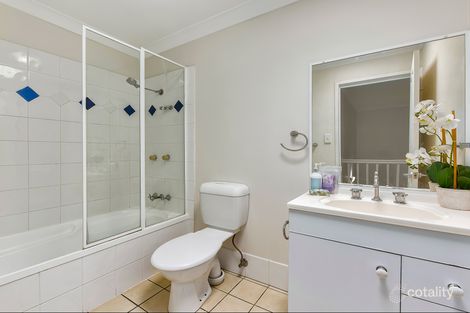 Property photo of 5/18 Jellicoe Street Coorparoo QLD 4151