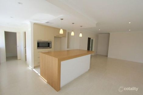 Property photo of 14 Shaftesbury Way Wellard WA 6170