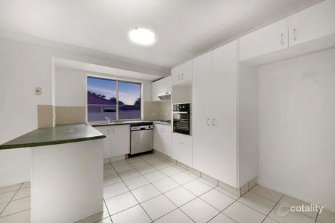 Property photo of 1 Diamondy Close Forest Lake QLD 4078