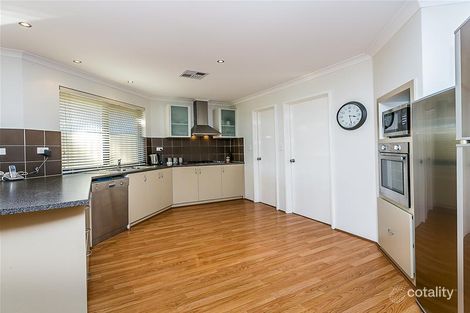 Property photo of 18 Saintfield Corner Ridgewood WA 6030