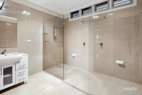 Property photo of 19 Raceview Avenue Hendra QLD 4011