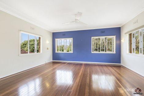 Property photo of 36 Crutchley Street Fairfield QLD 4103