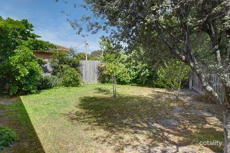 1/4 Lucy Ct, St Albans Park, VIC 3219