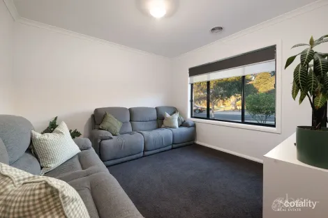Property photo of 21 Lasilla Place Baranduda VIC 3691