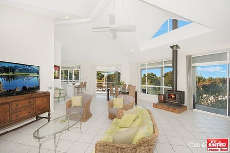 Property photo of 3 The Crest Lennox Head NSW 2478