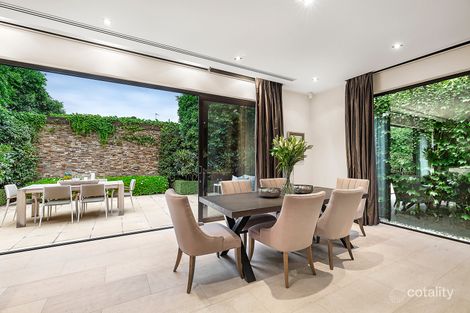 Property photo of 1/25 Mathoura Road Toorak VIC 3142