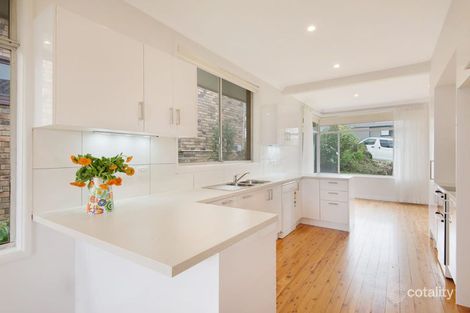 Property photo of 55 Roscommon Crescent Killarney Heights NSW 2087