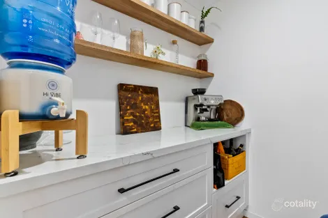 Property photo of 39 Darnel Street Elanora QLD 4221