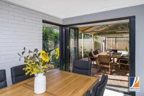 5 Venture Rise, Ballajura, WA 6066