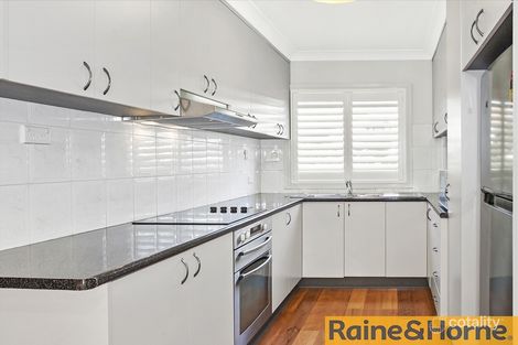 Property photo of 2/79 Meadow Street Tarrawanna NSW 2518
