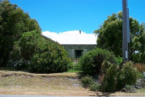 135 Bay View Dr, Little Grove, WA 6330