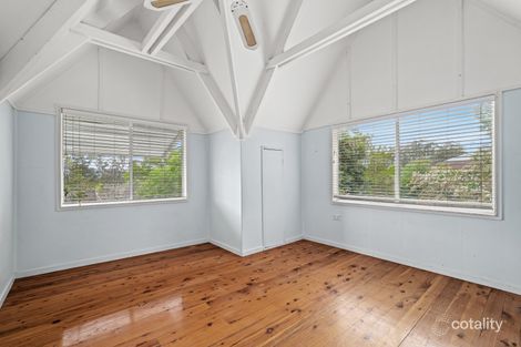 Property photo of 10 Sunnyside Avenue Point Clare NSW 2250