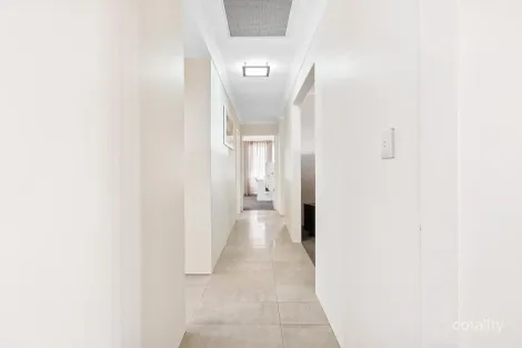 Property photo of 6 Cape Gardens Ellenbrook WA 6069