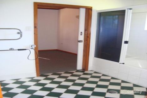 2 Blue Hills Cres, Malanda, QLD 4885