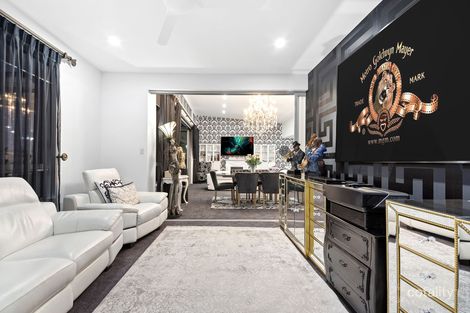 Property photo of 344/3 Pendraat Parade Hope Island QLD 4212