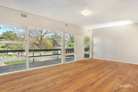 Property photo of 11 Hampshire Avenue West Pymble NSW 2073