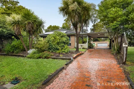 22 Highpoint Ave, Mooroolbark, VIC 3138