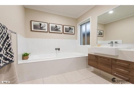 Property photo of 32 Morningview Place Carindale QLD 4152