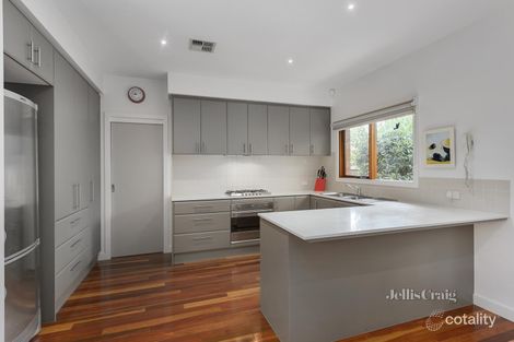 Property photo of 12 Evan Smith Close Macleod VIC 3085