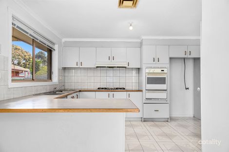 Property photo of 27 Dundee Way Sydenham VIC 3037