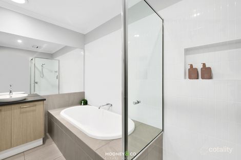 Property photo of 6 Redwood Court Junction Village VIC 3977