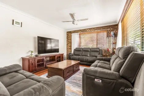 Property photo of 8 Kimba Street Chapel Hill QLD 4069