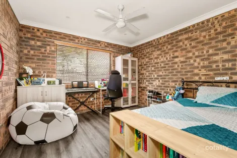 Property photo of 8 Kimba Street Chapel Hill QLD 4069