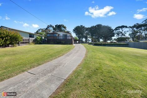 Property photo of 6-8 Ozone Crescent Lakes Entrance VIC 3909