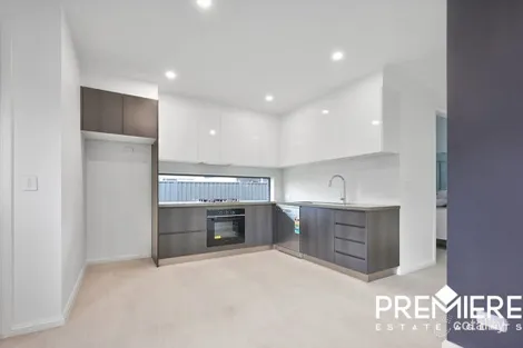 16a Burrough St, Catherine Field, NSW 2557