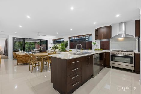 Property photo of 33 Worchester Crescent Wakerley QLD 4154