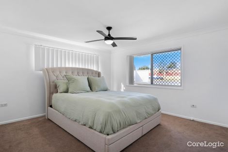 Property photo of 31 Rochester Drive Mount Warren Park QLD 4207