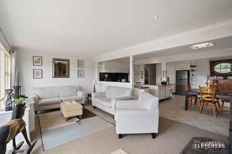 Property photo of 6 Struan Avenue Mooroolbark VIC 3138