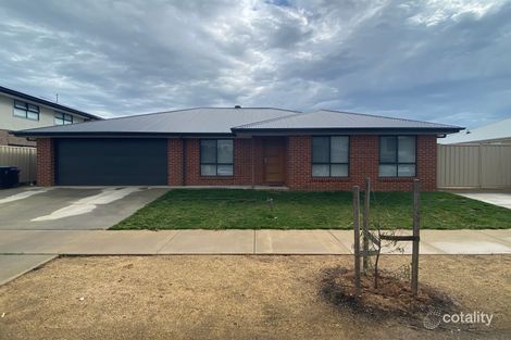 15 Broadwater Rd, Kialla, VIC 3631