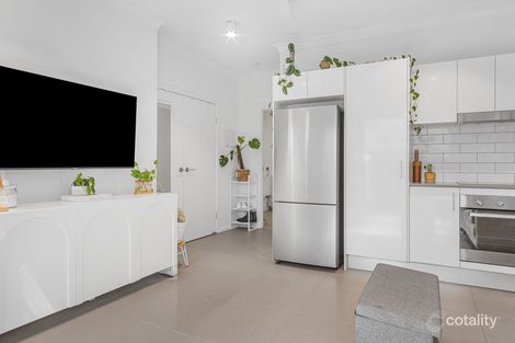 Property photo of 2/94 Flower Street Northgate QLD 4013