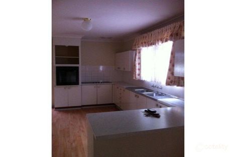 Property photo of 28 Nairana Drive Marayong NSW 2148