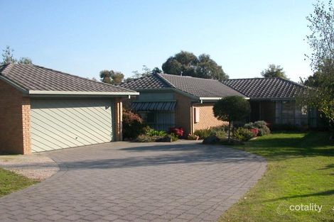 Property photo of 9 Morton Place Rowville VIC 3178