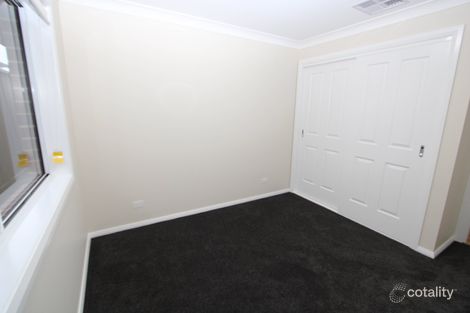 Property photo of 1/5 Opperman Street Boorooma NSW 2650