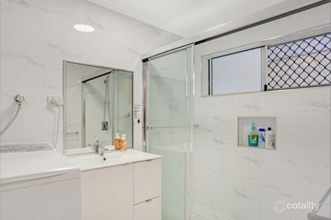 Property photo of 1/13 Melanie Place Labrador QLD 4215