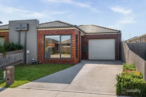 5b Kookaburra Dr, Armstrong Creek, VIC 3217