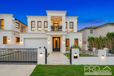 13 Banner Rd, Kingsgrove, NSW 2208