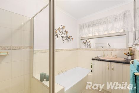 Property photo of 72 Mowbray Drive Wantirna South VIC 3152