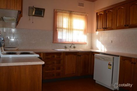 Property photo of 7 Crown Street Dubbo NSW 2830