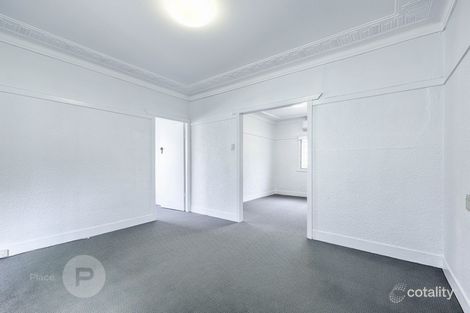 Property photo of 124 Goodwin Terrace Moorooka QLD 4105