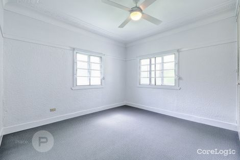 Property photo of 124 Goodwin Terrace Moorooka QLD 4105