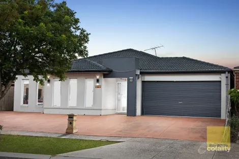 19 Fetlock Dr, Truganina, VIC 3029