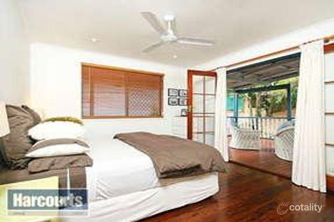 Property photo of 40 Minto Crescent Arana Hills QLD 4054