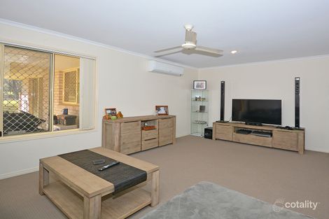 Property photo of 3 Figbird Close Eli Waters QLD 4655