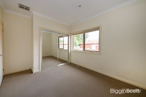Property photo of 2/47 Pepperell Avenue Glen Waverley VIC 3150