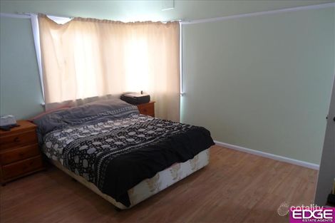 Property photo of 40 Henry Lawson Drive Peakhurst NSW 2210
