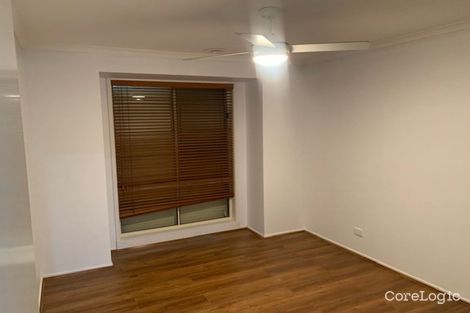 Property photo of 20 Masters Circuit Roxburgh Park VIC 3064